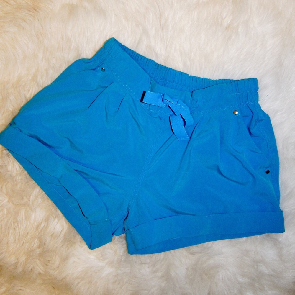 LULULEMON SHORTS